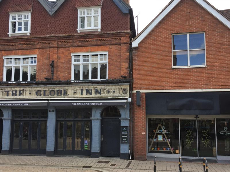 The Globe (2021). (Pub, External, Key). Published on 05-07-2021