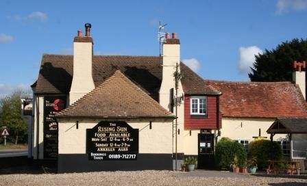Rising Sun, Woolhampton. (Pub). Published on 07-01-2014