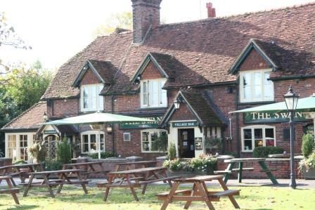 Swan, Thatcham. (Pub, External). Published on 20-11-2013