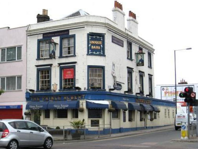 Prince Albert, Bexleyheath. (Pub, External). Published on 12-06-2013