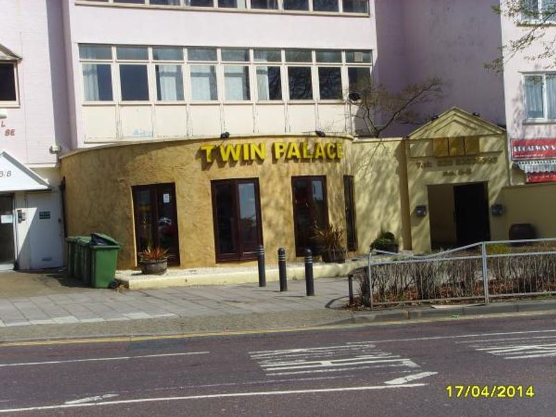 Twin Palace. (External, Bar, Restaurant, Key). Published on 20-04-2014