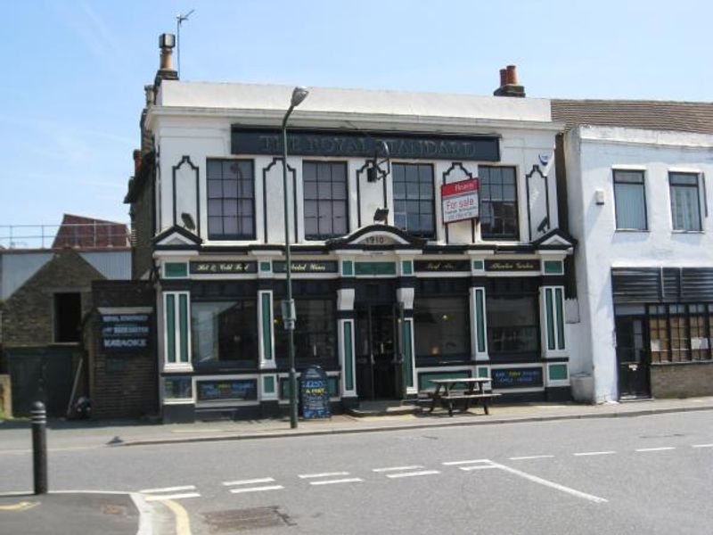 The Royal Standard, Bexleyheath. (Pub, External). Published on 05-06-2013
