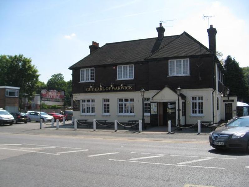 Guy, Earl of Warwick, Welling. (Pub, External). Published on 05-06-2013