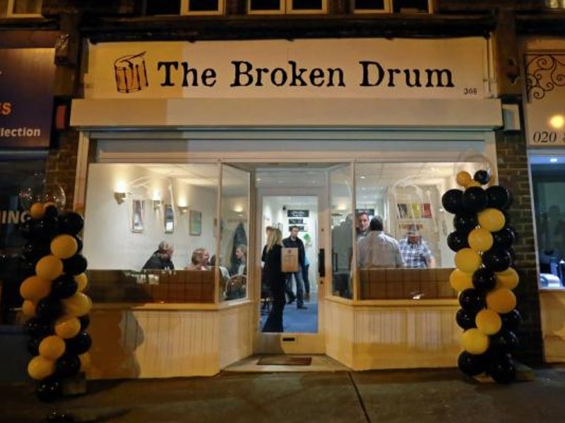 Broken Drum. (Pub, External). Published on 31-05-2015