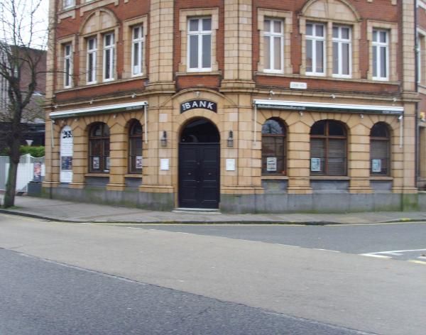 Bank. (Pub, External, Key). Published on 06-12-2014