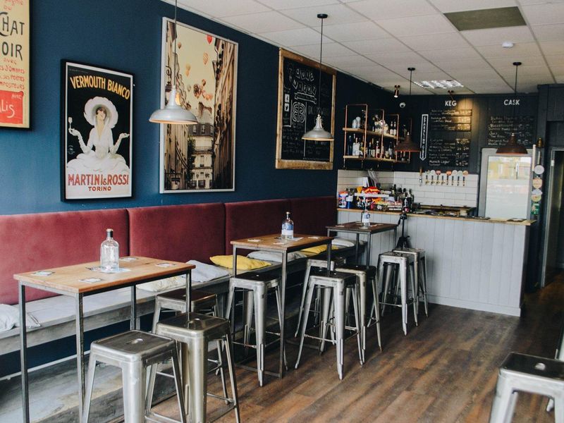 Inside view. (Pub, Bar). Published on 08-05-2019