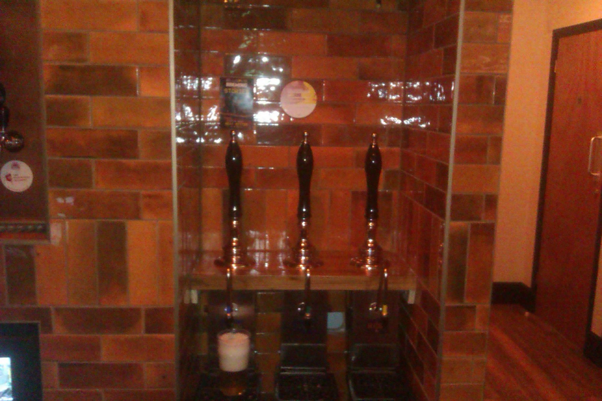 Rusty Bucket's 3 handpumps. (Pub, Bar). Published on 20-10-2024