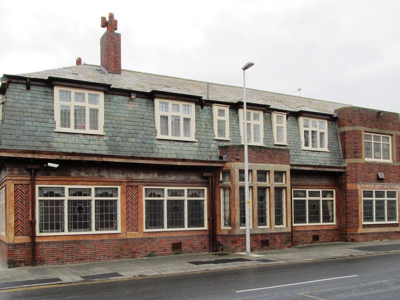 Bispham Hotel Exterior. (Pub, External). Published on 16-06-2026 