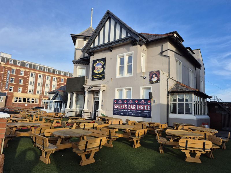 Ma Kelly's Showboat, Blackpool. (Pub, External, Key). Published on 20-11-2024