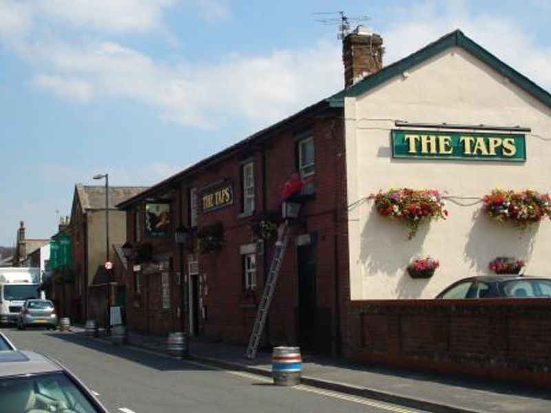 Taps, Lytham. (Pub, External, Key). Published on 11-11-2015