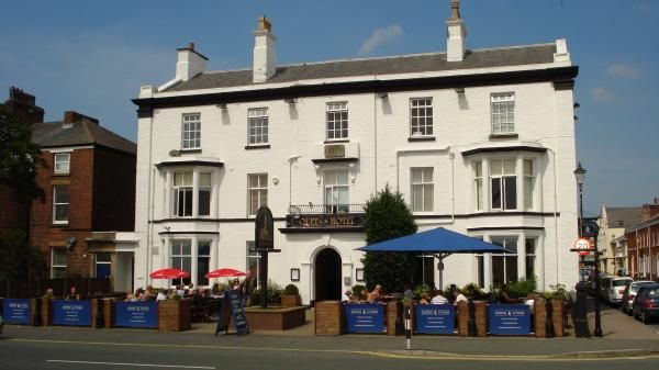 Queens, Lytham. (Pub, External, Key). Published on 11-11-2015