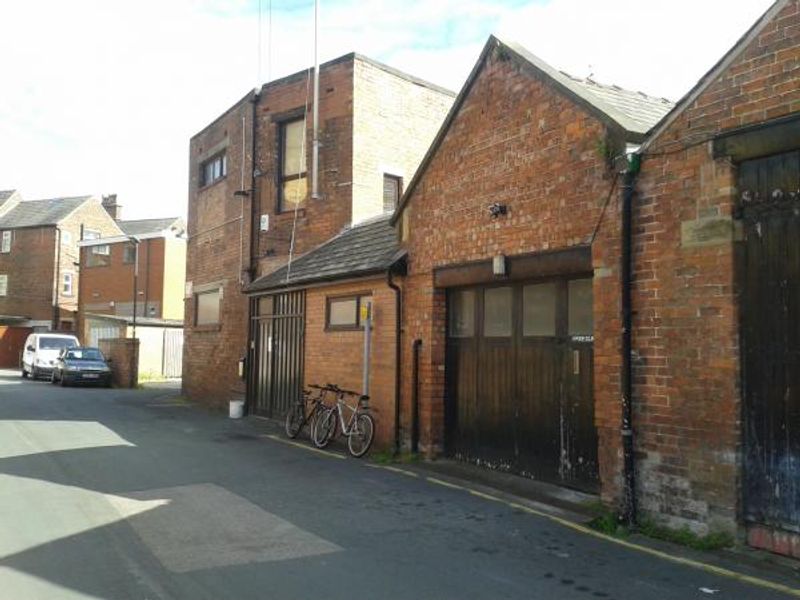 Lytham Ex-Servicemans Club, Lytham. (External, Key). Published on 11-11-2015