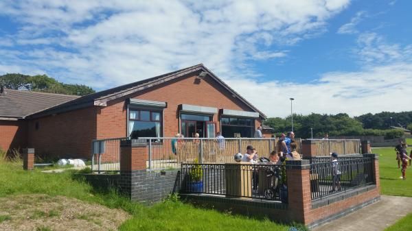 Wyre Villa Lounge Bar, Stalmine. (Pub, External, Key). Published on 07-08-2016