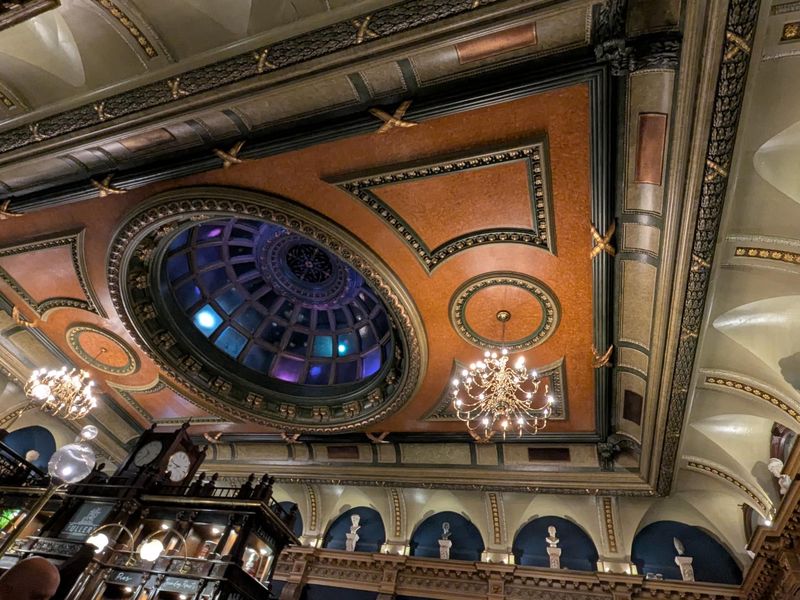 (Pub). Published on 27-12-2025 