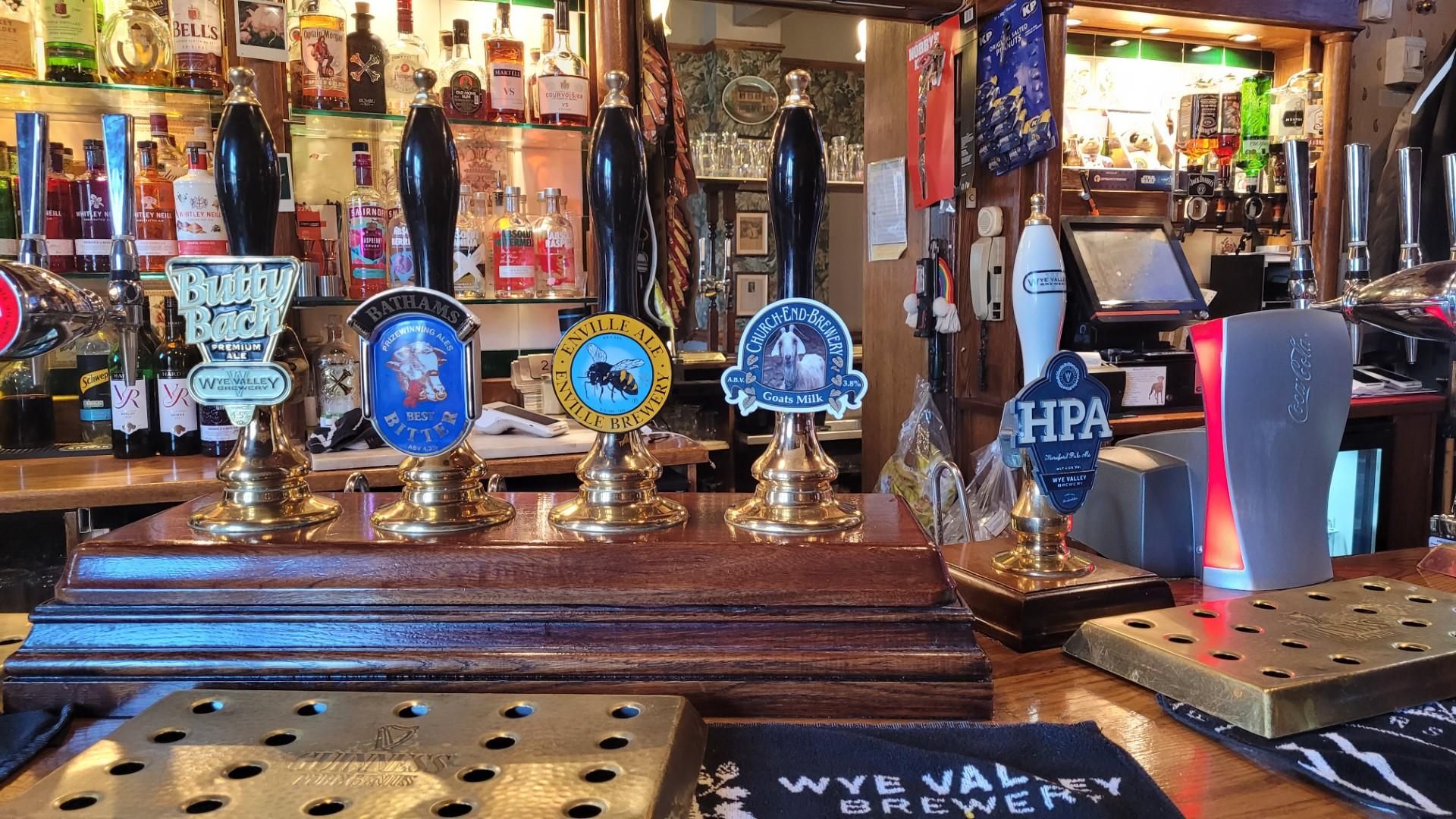 (Pub, Bar). Published on 26-01-2024