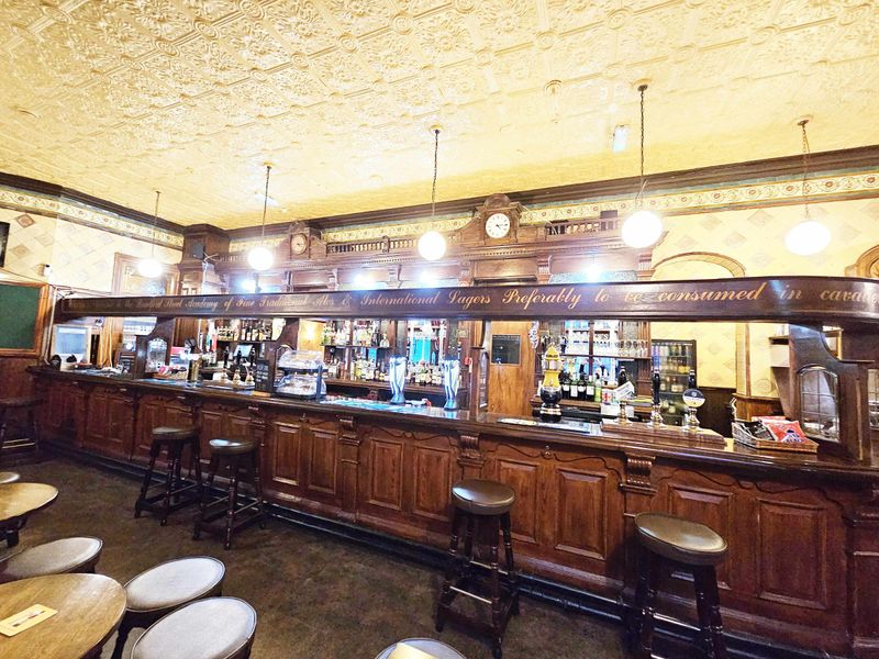(Bar). Published on 16-03-2025