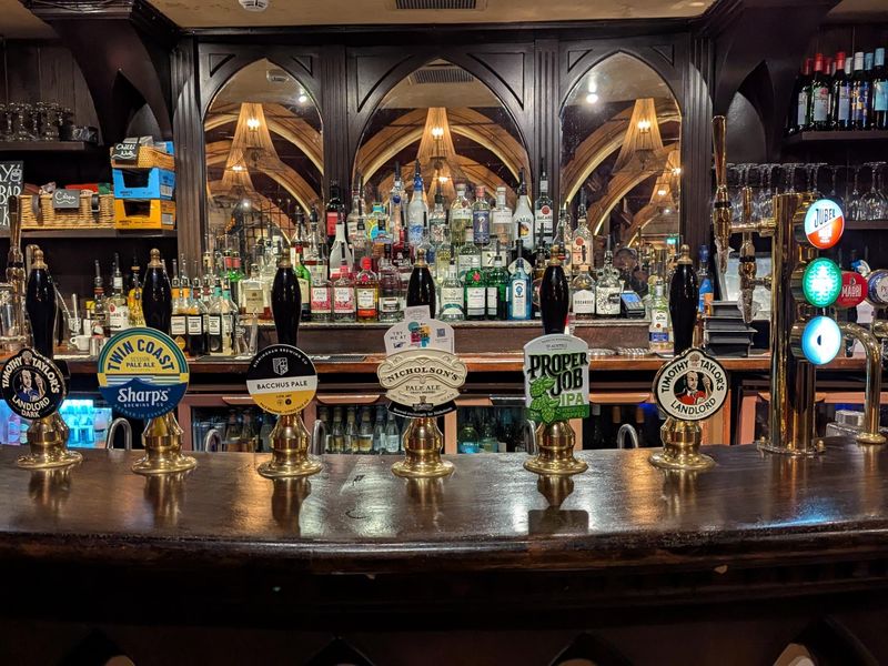 (Bar). Published on 27-12-2025 