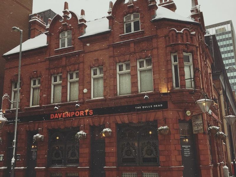 Exterior of the pub on a snowy day. (Pub, External, Key). Published on 15-02-2018