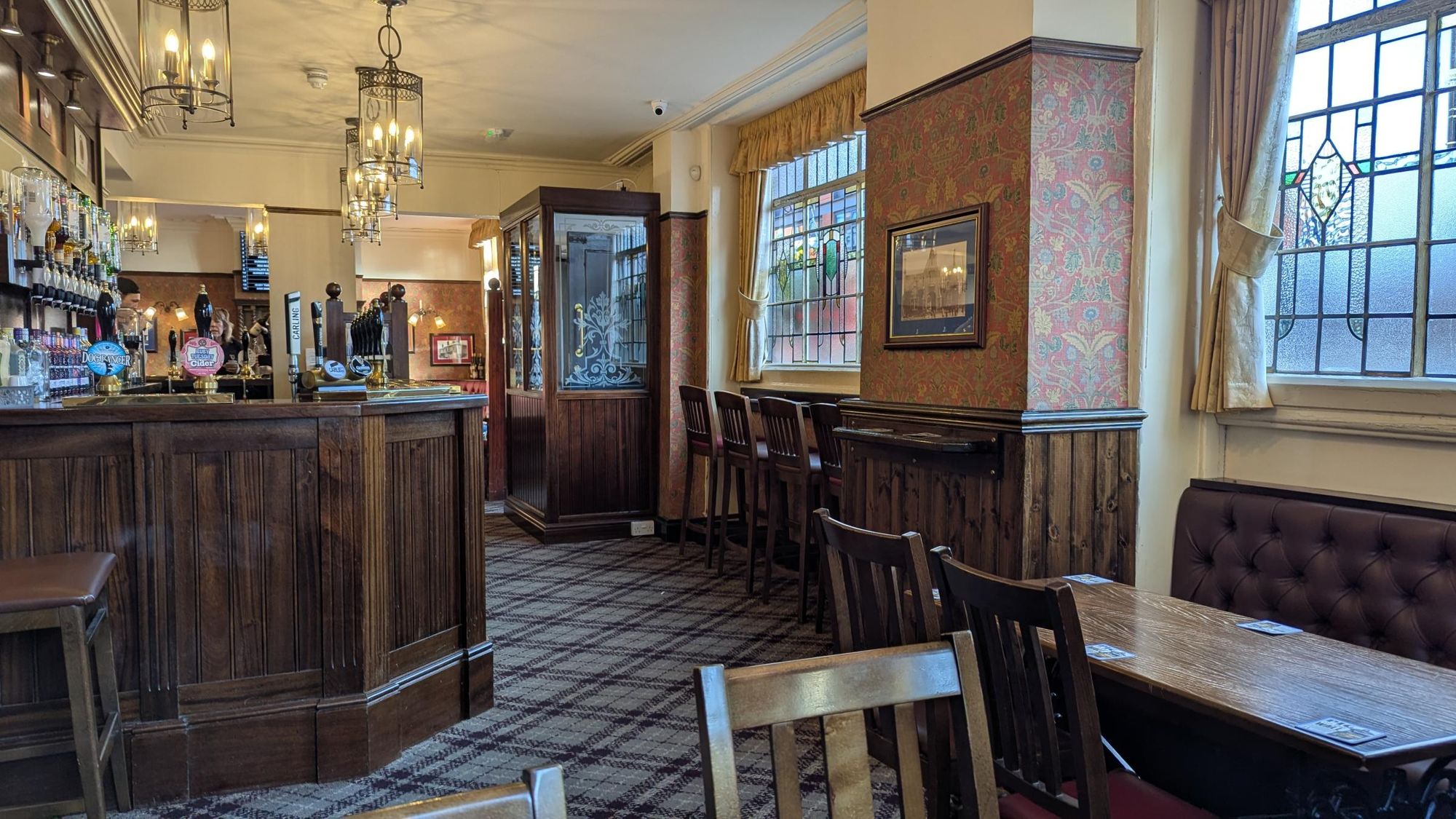 (Bar). Published on 25-12-2025