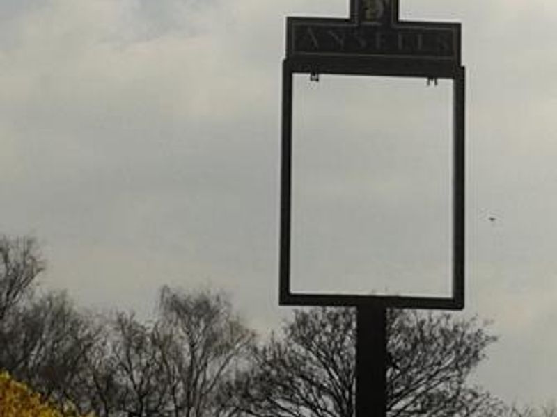 (Sign). Published on 19-05-2015