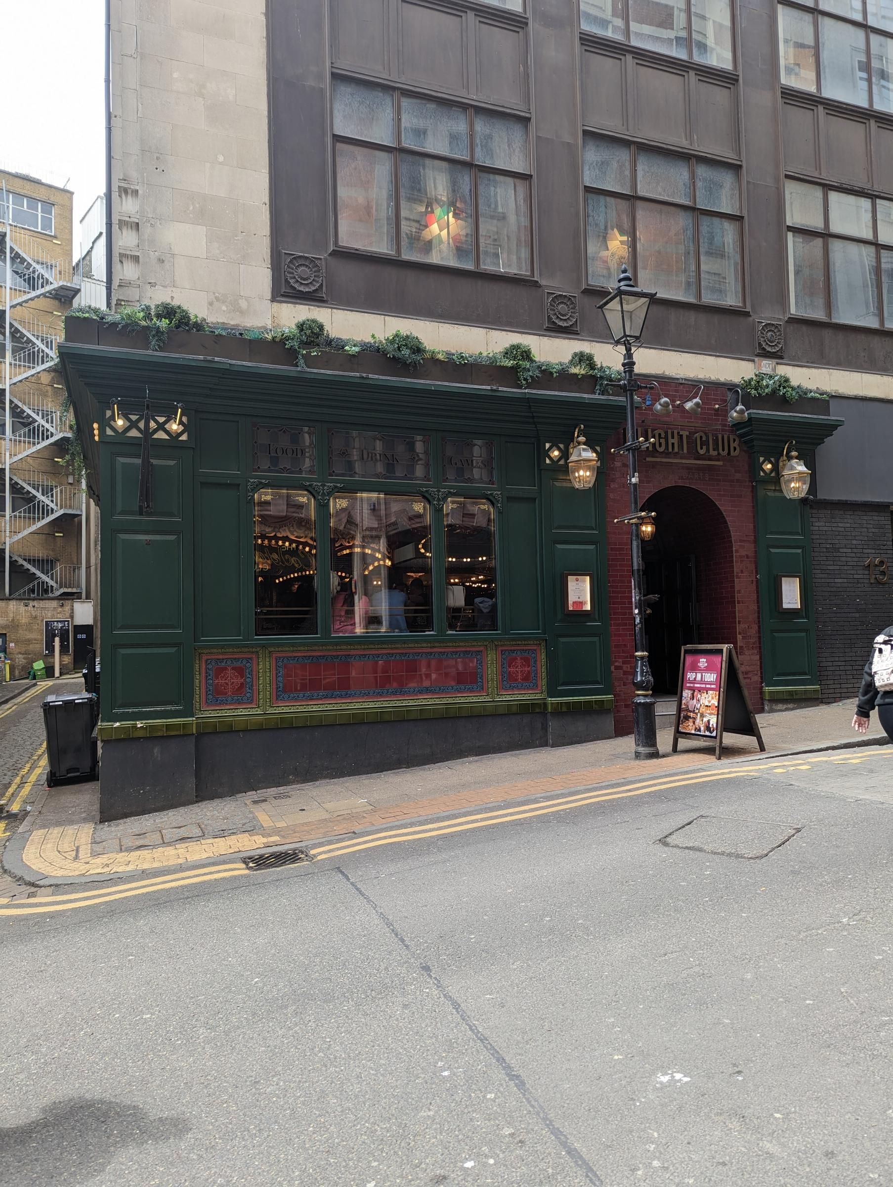 (Pub, External, Key). Published on 01-06-2024