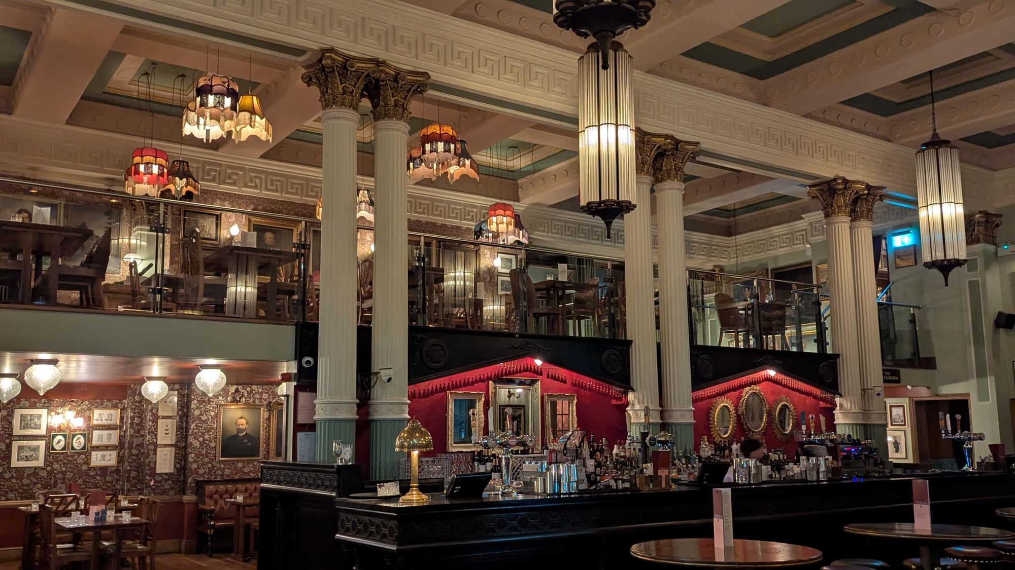 (Bar). Published on 25-12-2025