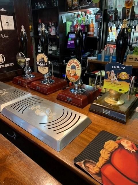 (Pub, Bar). Published on 30-04-2023