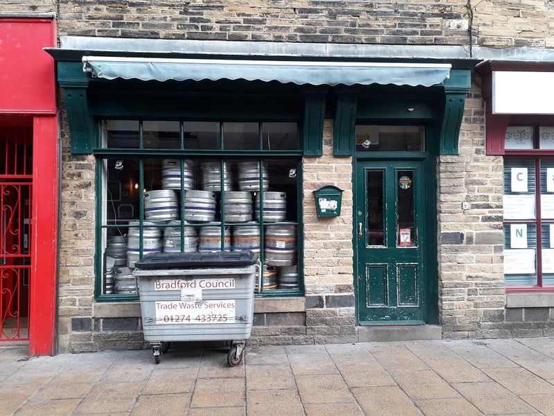 Al's Dime Bar (Photo: Peter Down). (Pub, External, Key). Published on 14-01-2019