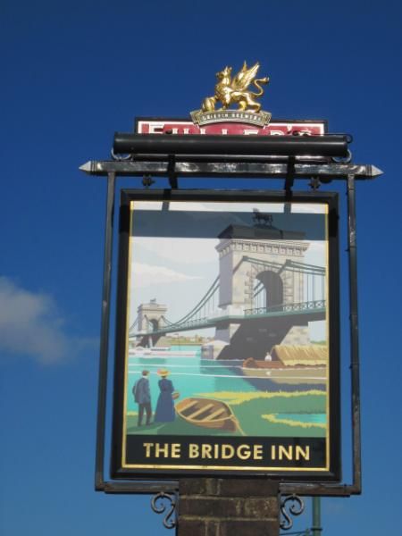 Inn sign. (Pub, Sign). Published on 07-08-2013