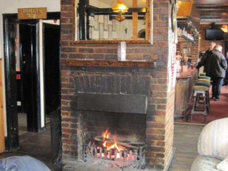 Real fire. (Pub). Published on 09-03-2013
