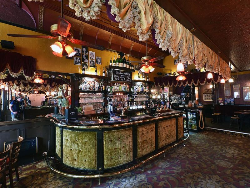 Bar. (Pub, Bar). Published on 06-02-2020
