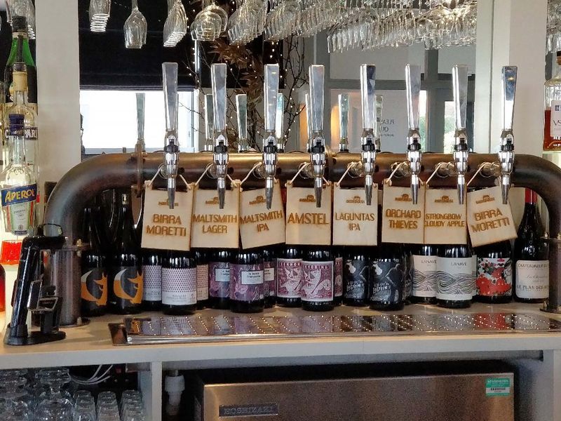 Drinks. (Pub, Bar). Published on 06-02-2019