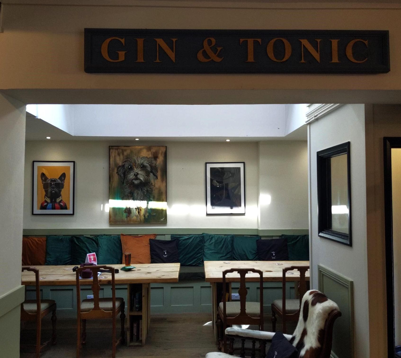 Interior. (Pub). Published on 22-08-2024