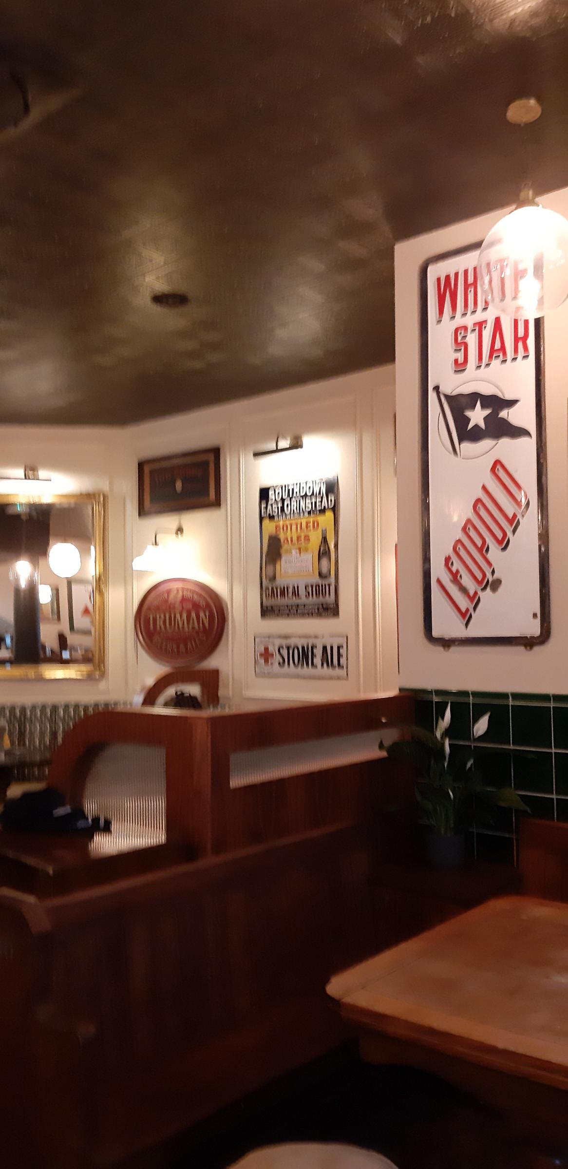 Interior. (Pub). Published on 14-06-2026