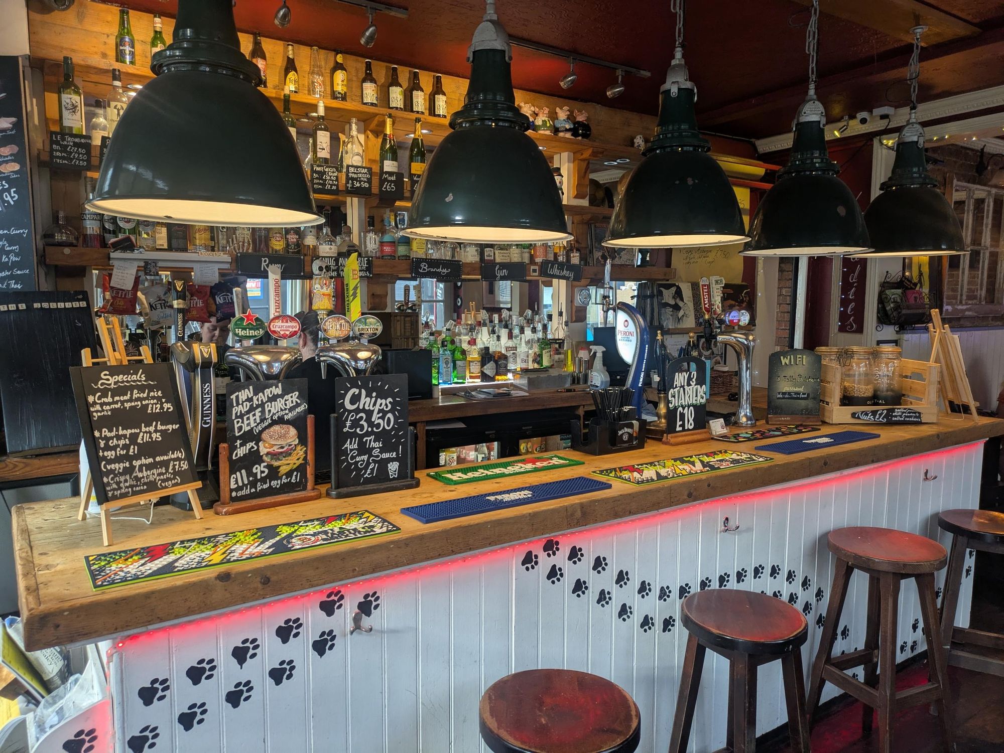 Bar. (Pub, Bar). Published on 26-05-2026