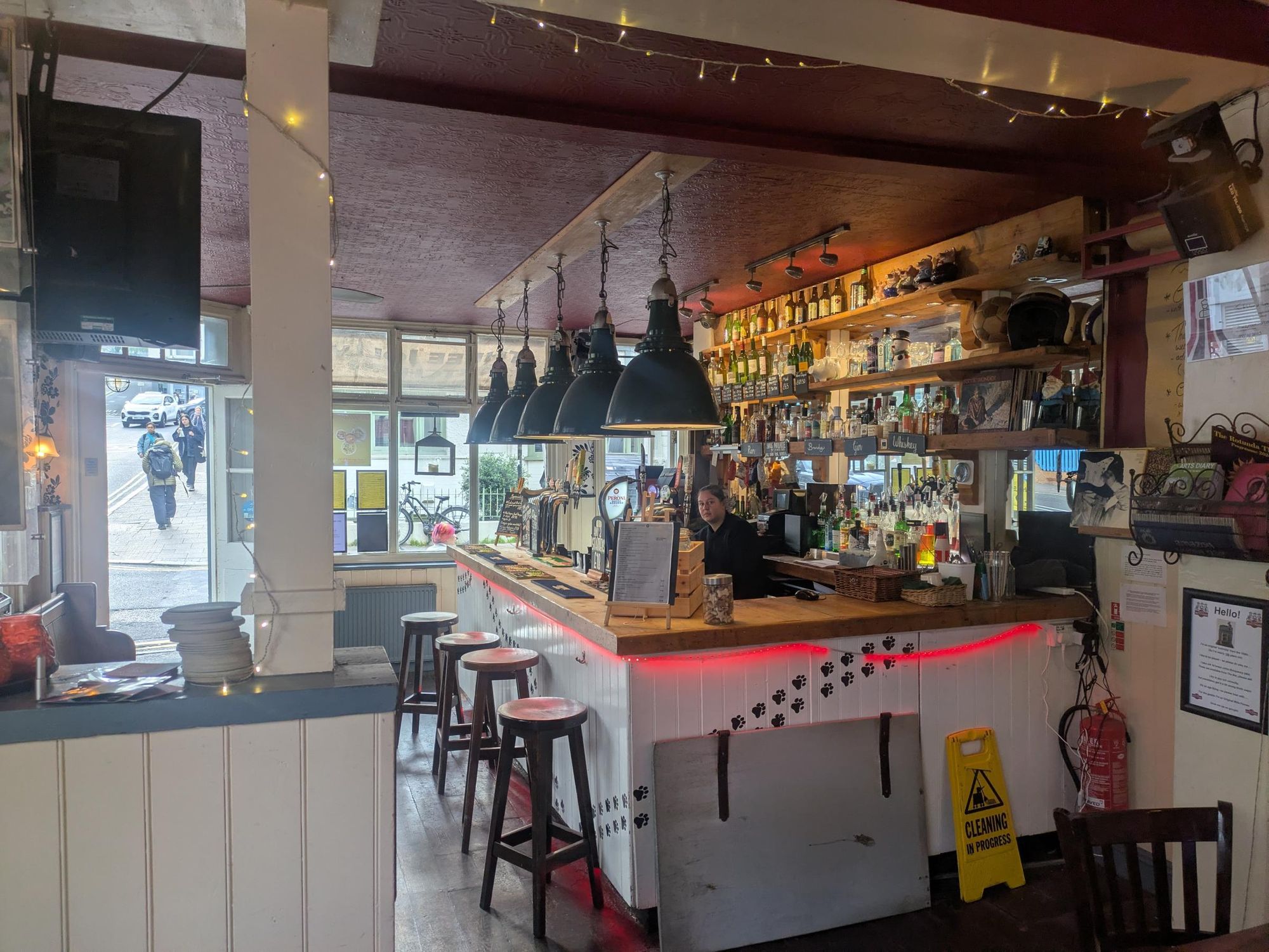 Bar. (Pub, Bar). Published on 26-05-2026