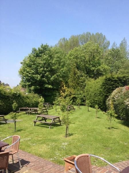 Garden. (Pub, External, Garden). Published on 17-06-2013