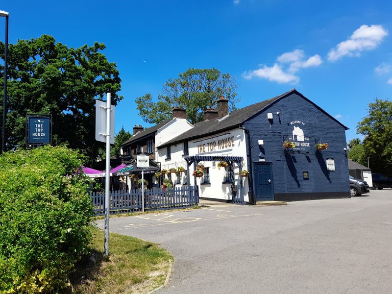 Exterior. (Pub, External, Key). Published on 12-07-2025