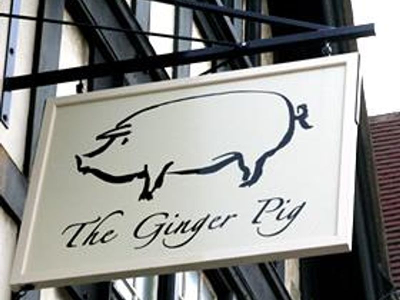Ginger Pig pub sign. (Pub, Sign). Published on 25-02-2013