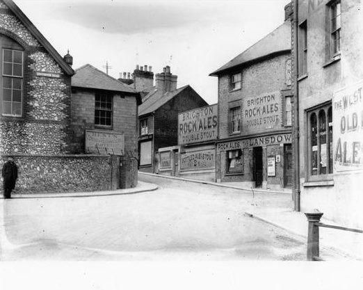 Old photo. (Pub, External). Published on 02-05-2019