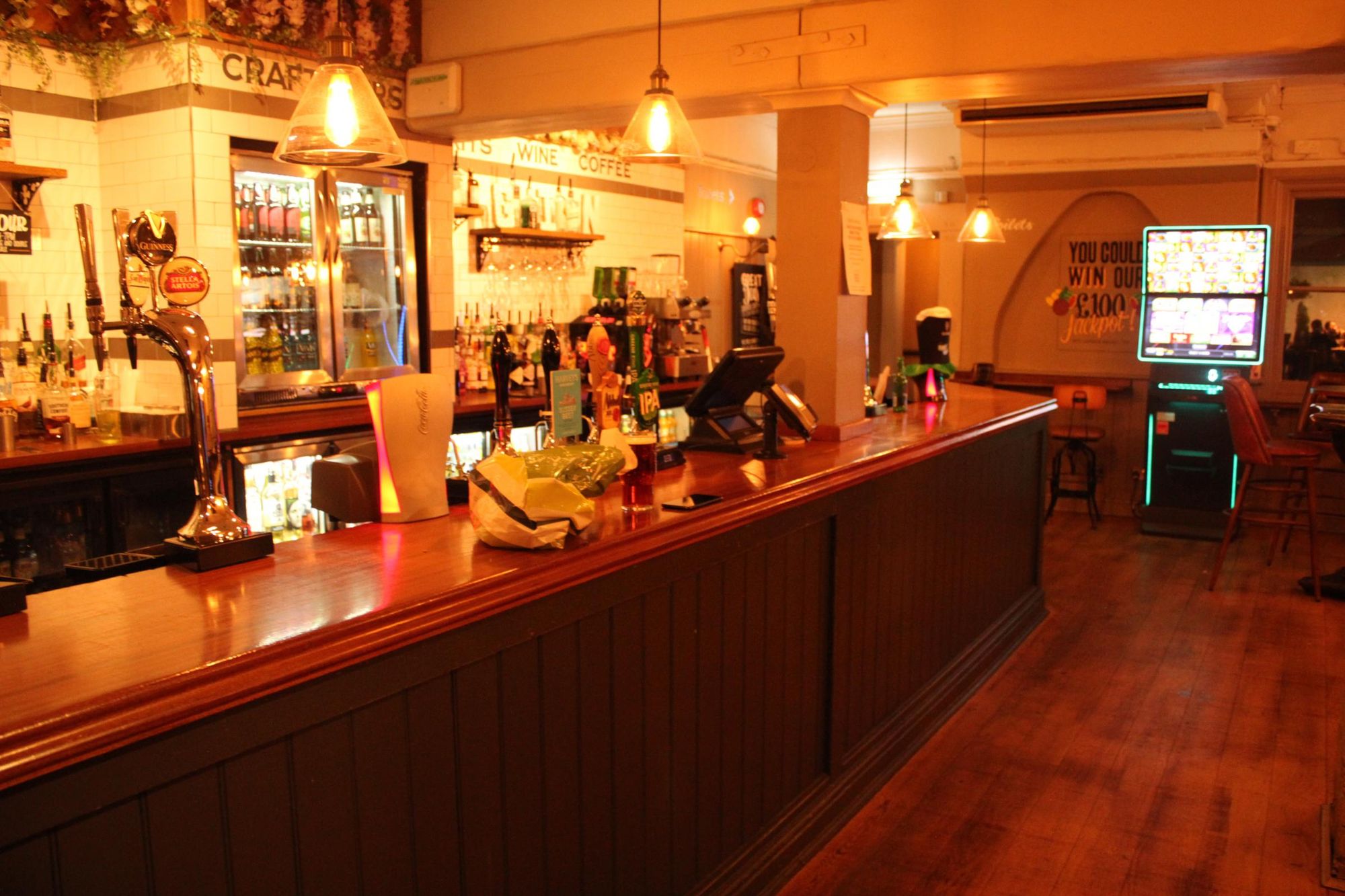 (Pub, Bar). Published on 18-03-2020