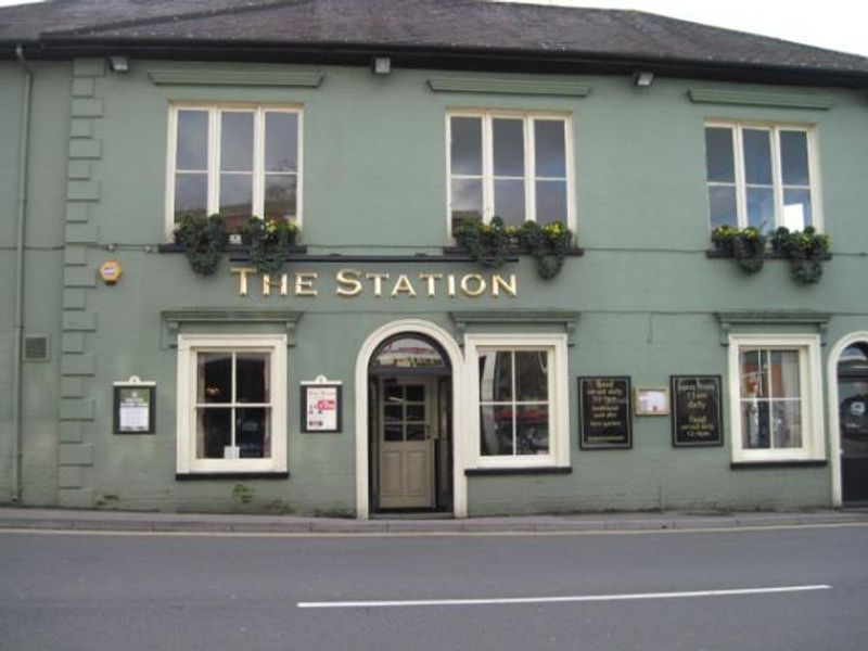 Front view. (Pub, External). Published on 04-02-2013