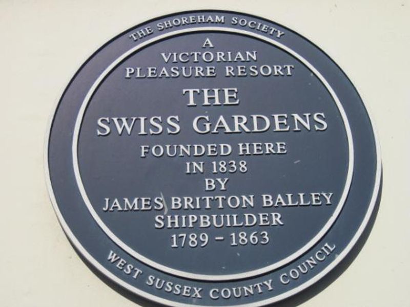 Blue Plaque. (Pub, Sign). Published on 09-08-2013