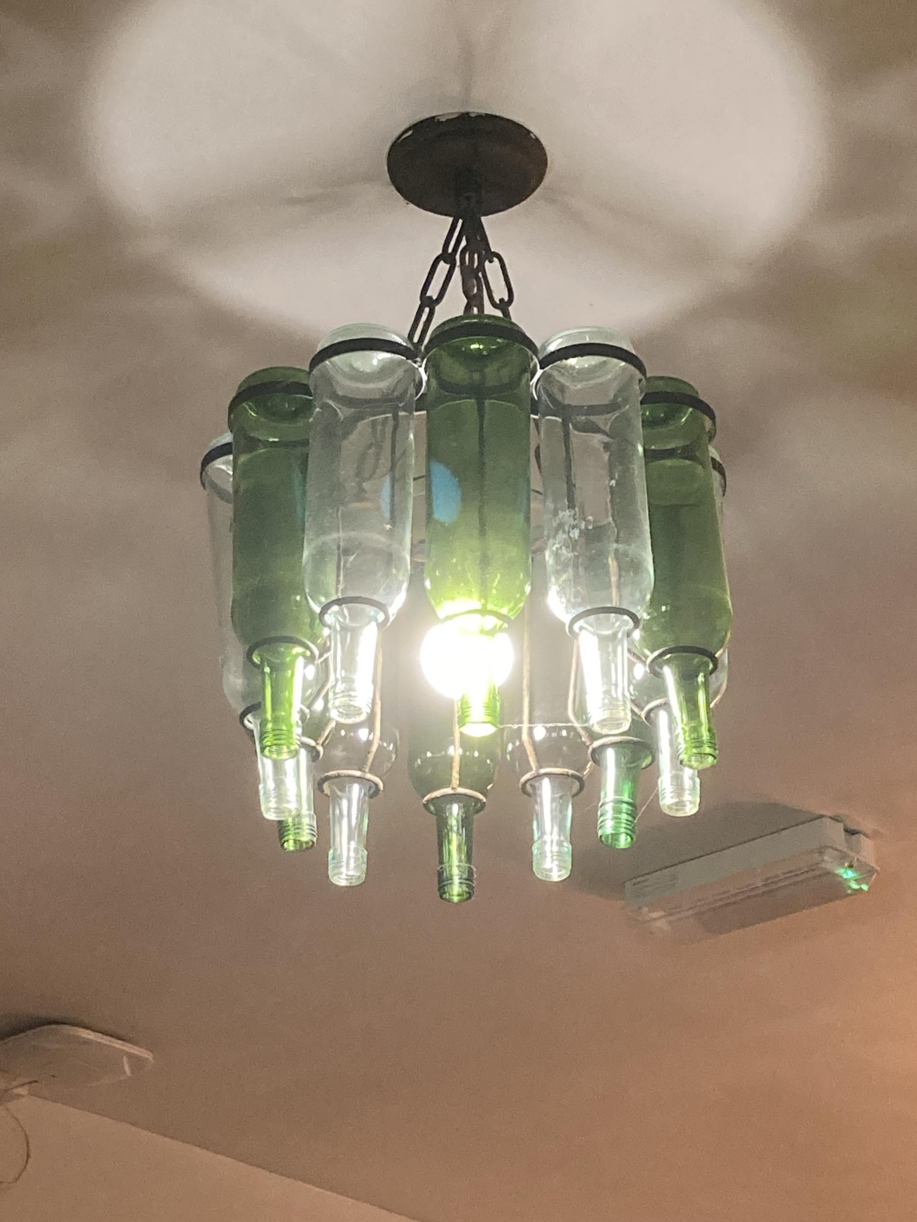 Interesting lampshade. (Pub). Published on 22-07-2024