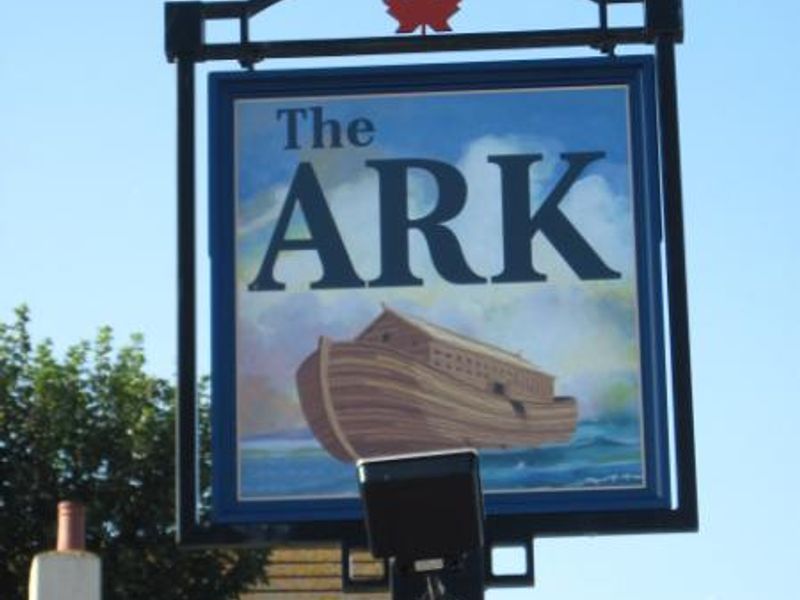 Inn sign. (Pub, Sign). Published on 07-08-2013 