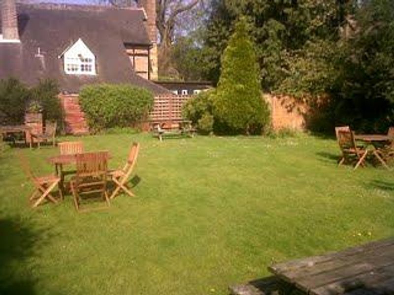 Garden. (Pub, External, Garden). Published on 17-06-2013