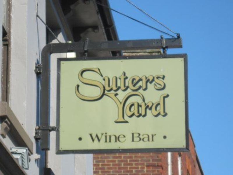 Inn sign. (Pub, Sign). Published on 09-08-2013