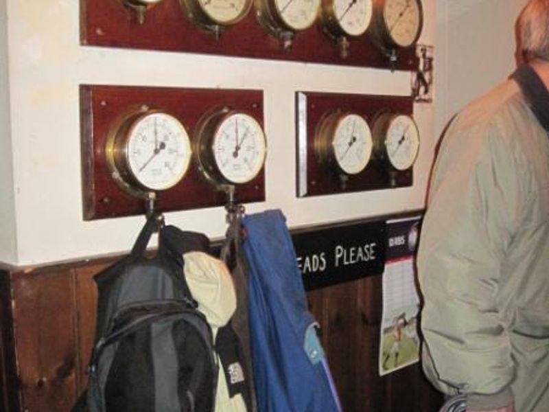Metering equipment. (Pub). Published on 03-02-2013