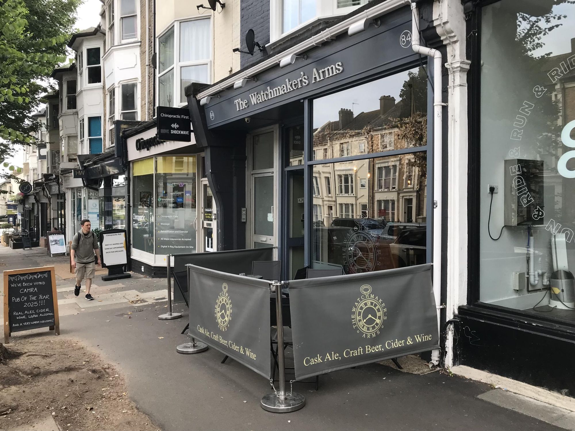 Outside seating. (Pub, External). Published on 10-08-2025
