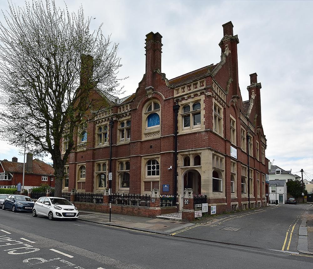 Exterior. (External). Published on 03-05-2019